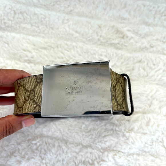GUCCI BEIGE GG SUPREME CANVAS BUCKLE BELT - Picture 4 of 6